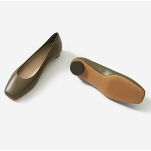 Everlane 90s Flat Square Toe Leather Made in Italy Size 8 Green